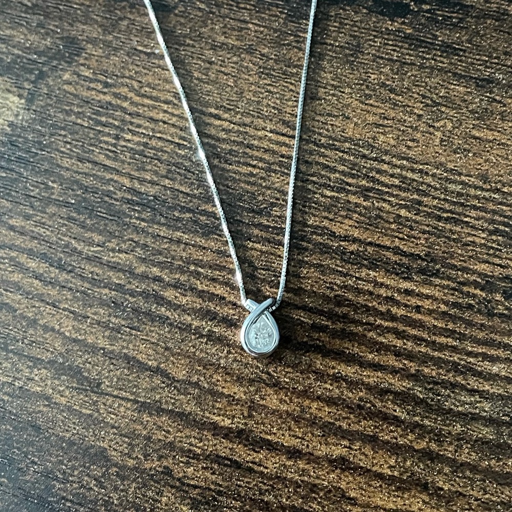 Genuine diamond necklace white gold